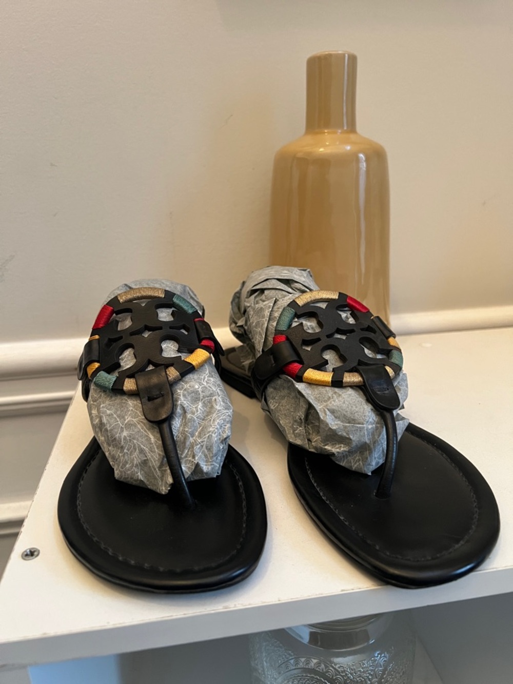 Tory Burch Miller Black Leather Sandals with Multicolor string Medallion Size 11